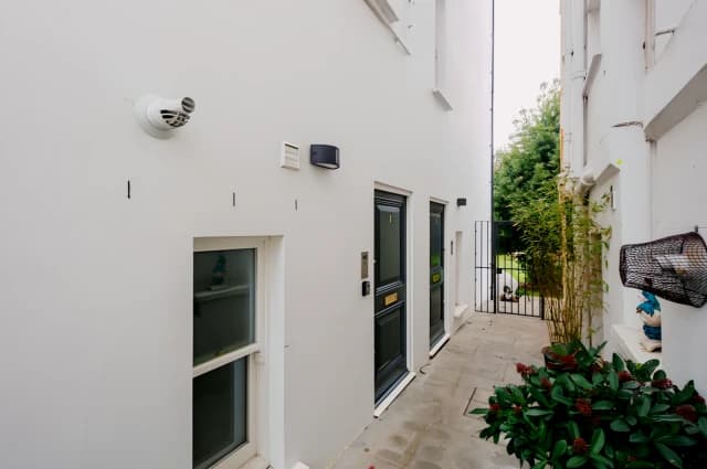 Outdoor Features