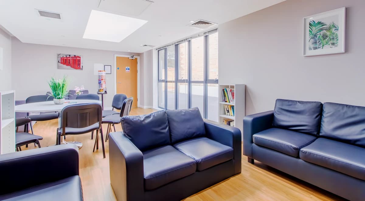 Lit Landale House image