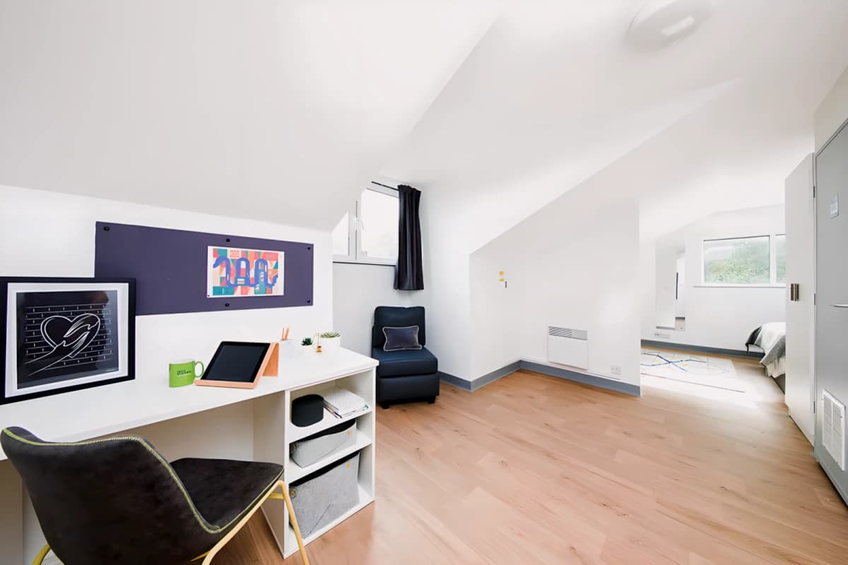 Gob Piccadilly Court image 2