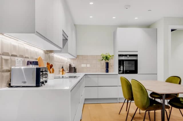 SL-Kilburn High Road Apartments image 5