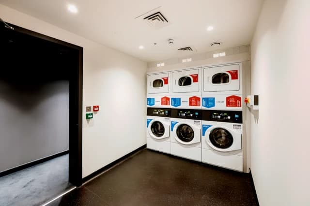 SL-Aldgate East Apartments image