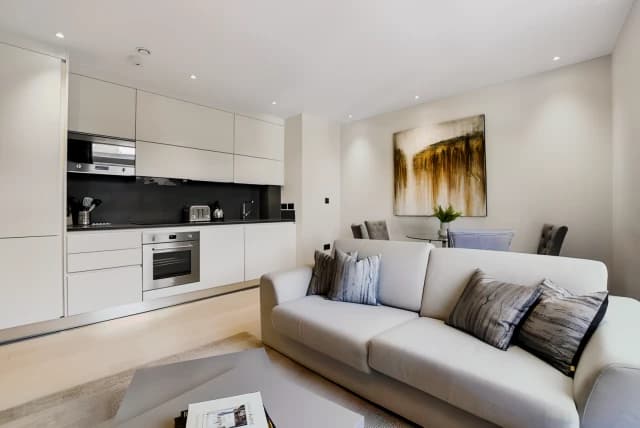 SL-Vauxhall Bridge Road image 2