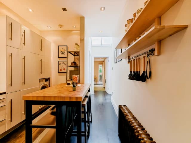 SL-Belsize Park image