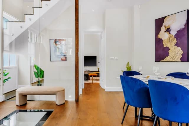 SL-Lancaster Mews image 3