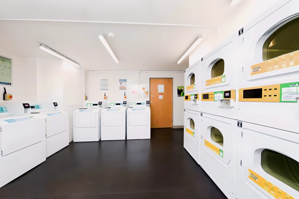 Gob East Central House image