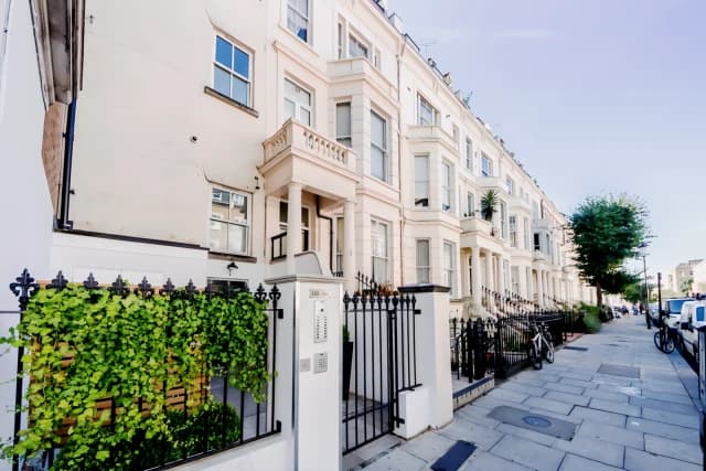 160-164 Earls Court Road, London SW5
