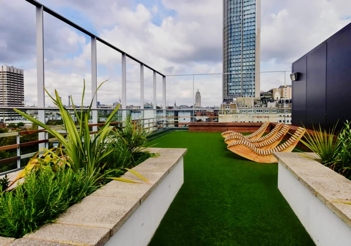 Outdoor Features