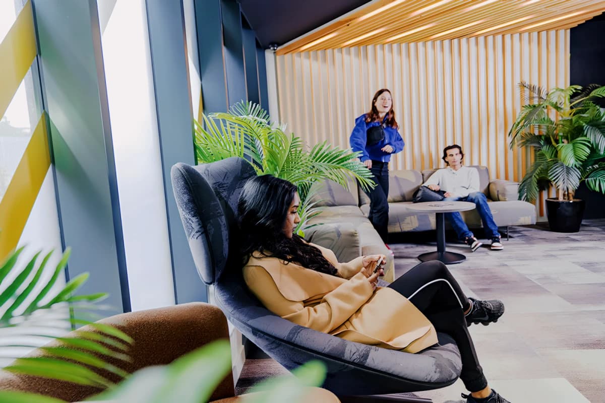 Gob Ealing Residence image