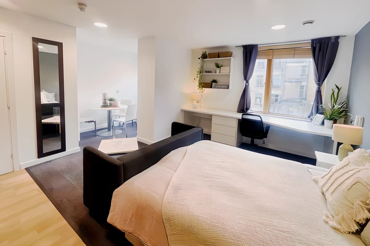 Gob Kirby Street Residence image