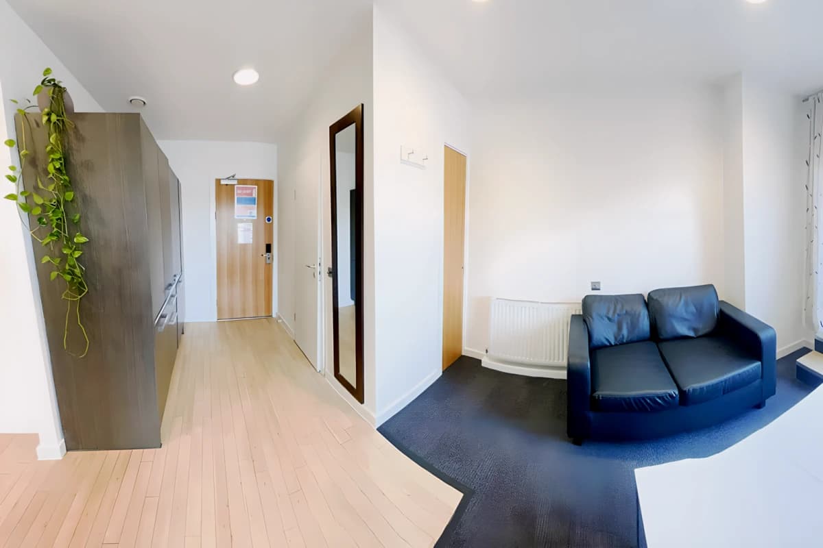 Gob Kirby Street Residence image