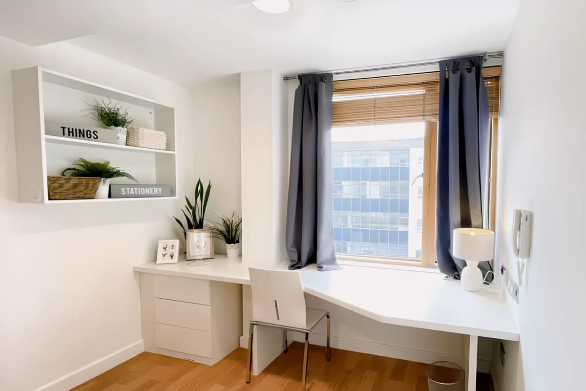 Gob Kirby Street Residence image