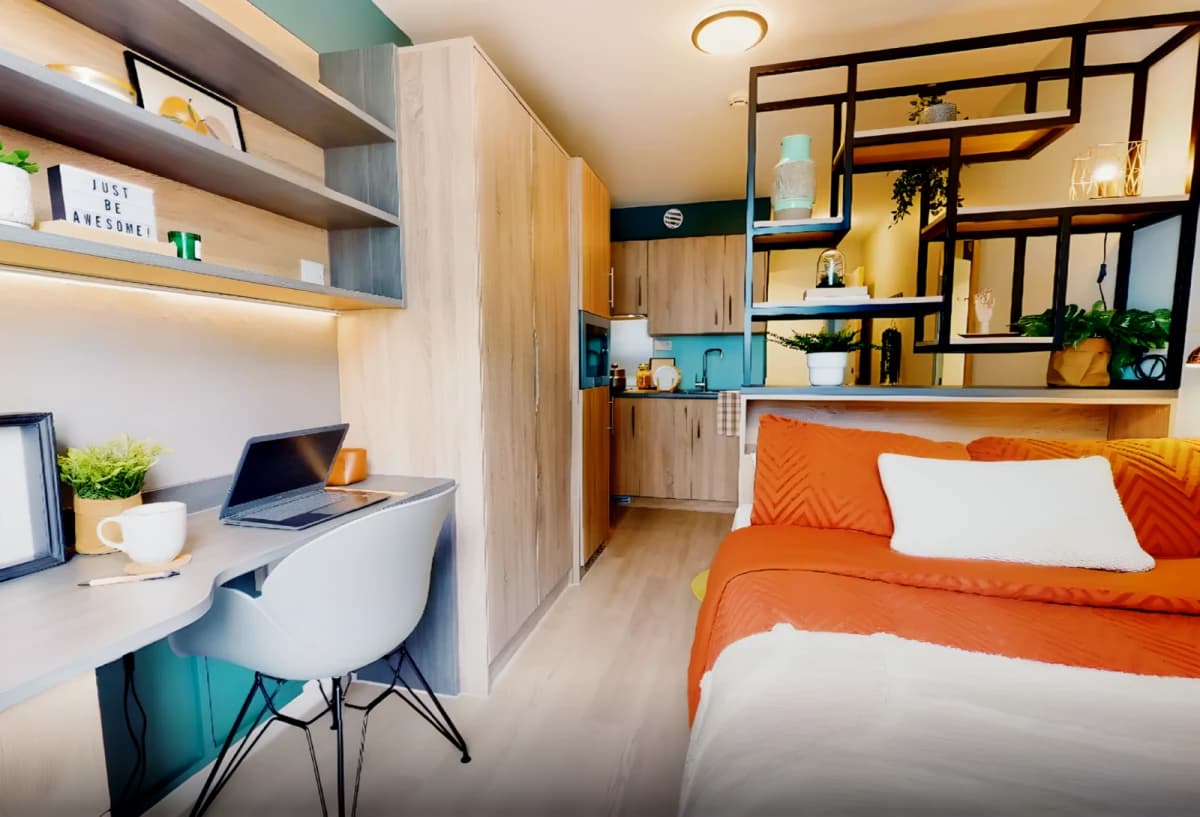 iQ Hammersmith image