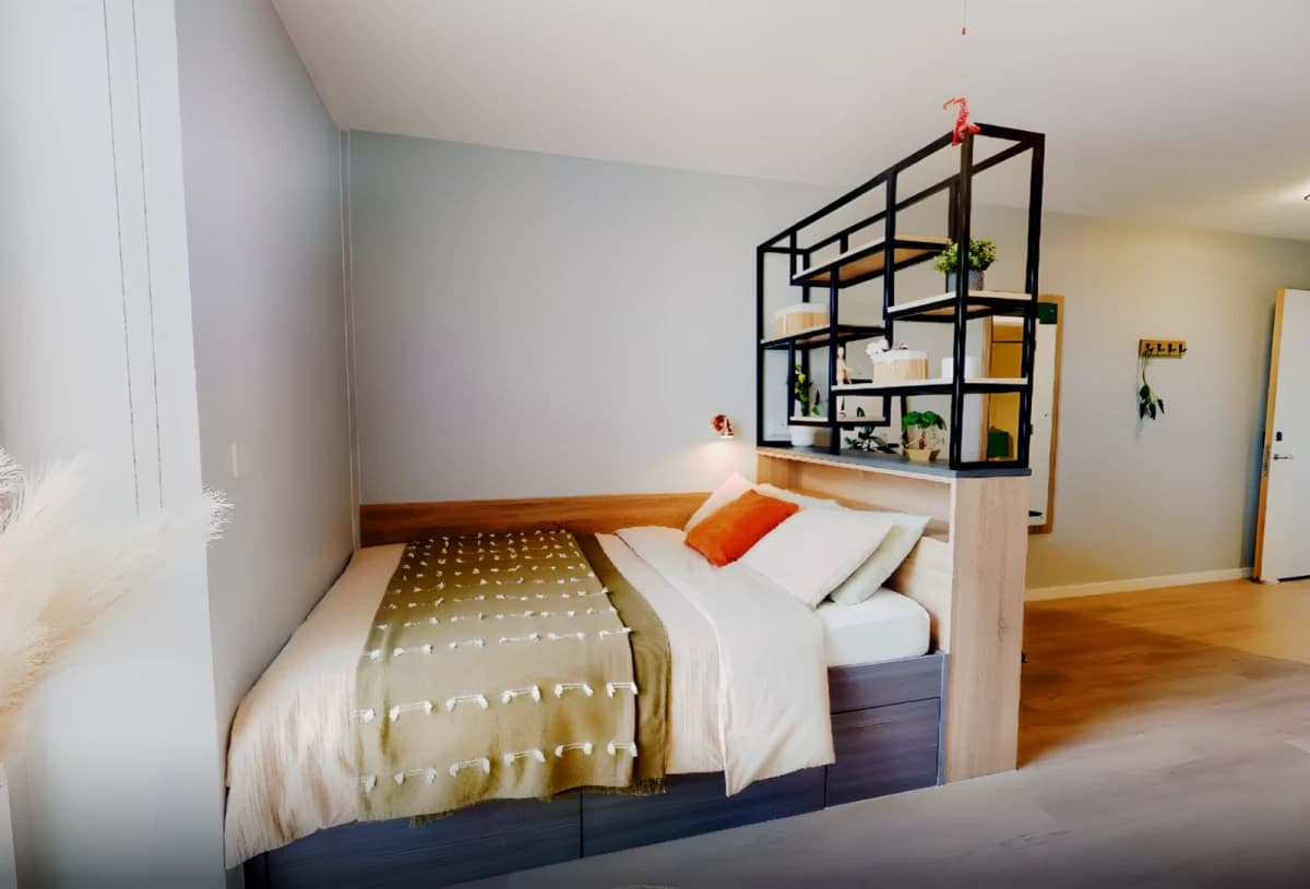 iQ Hammersmith image