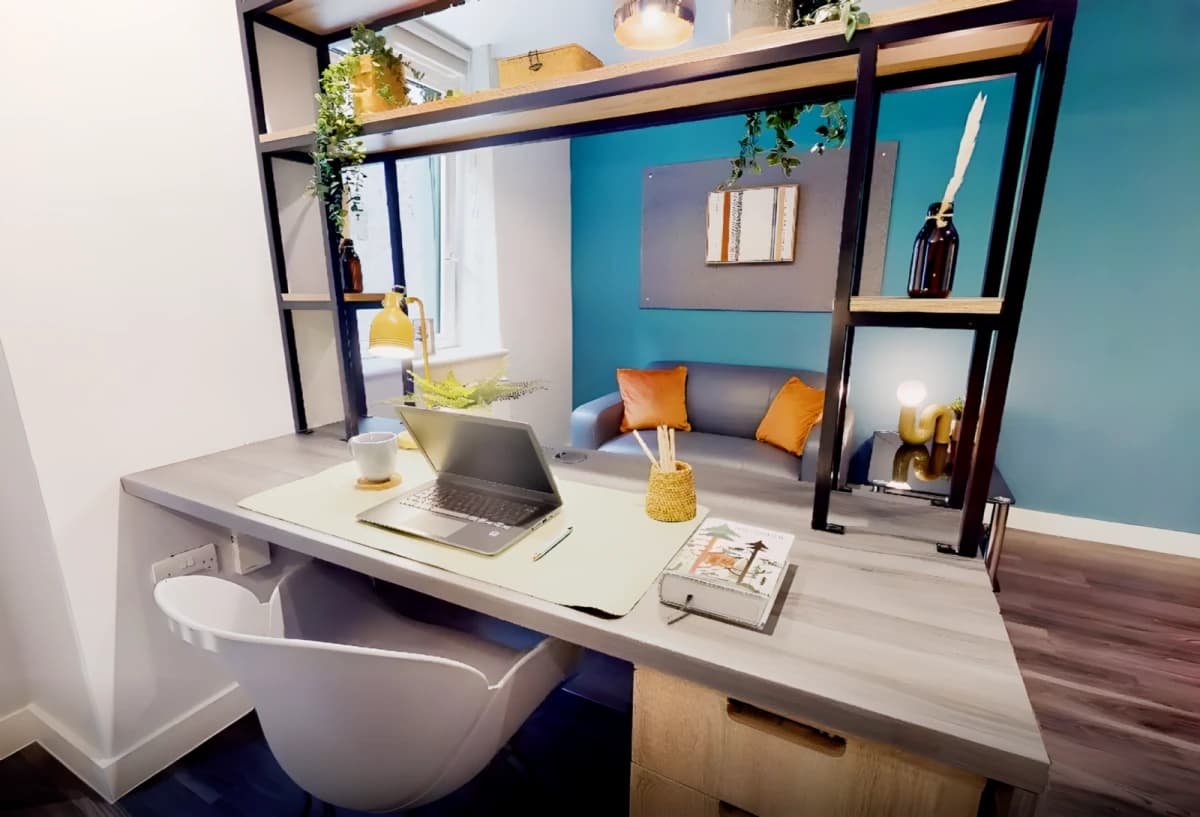 iQ Hammersmith image