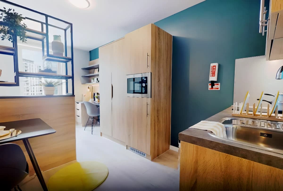 iQ Hammersmith image