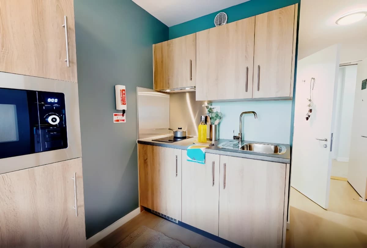 iQ Hammersmith image