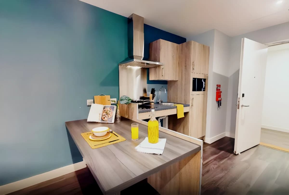 iQ Hammersmith image