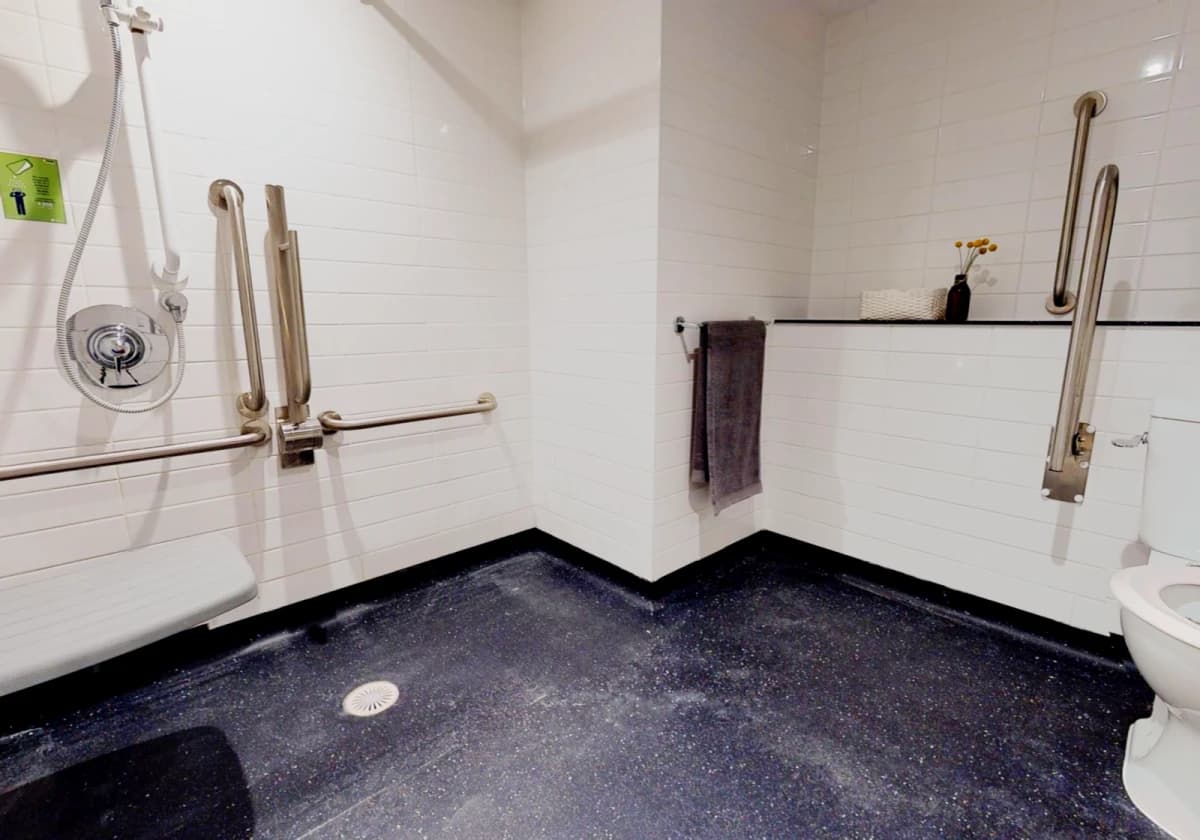 iQ Hammersmith image