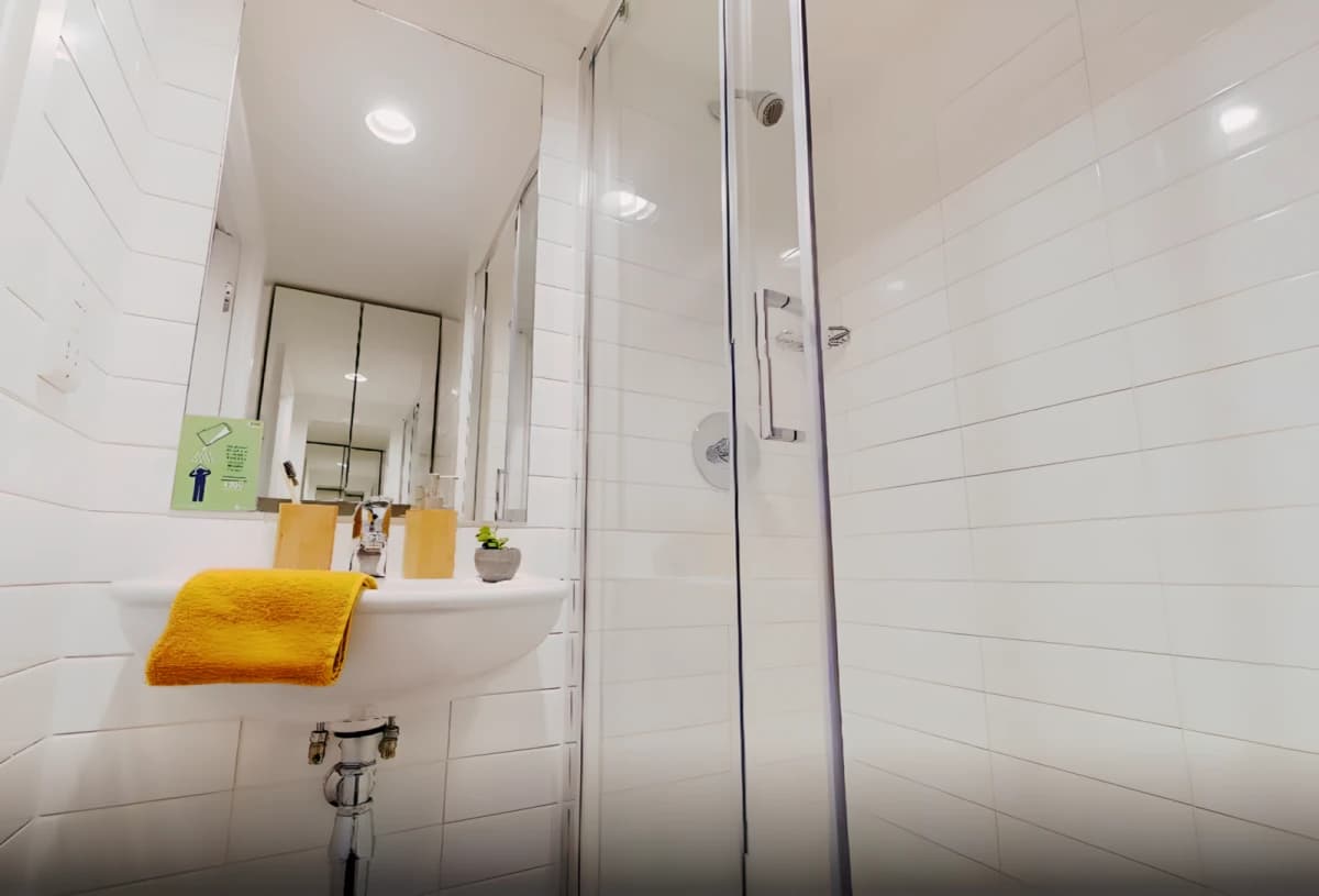 iQ Hammersmith image