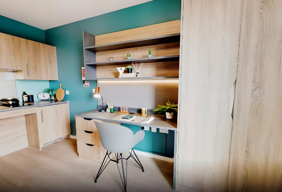 iQ Hammersmith image