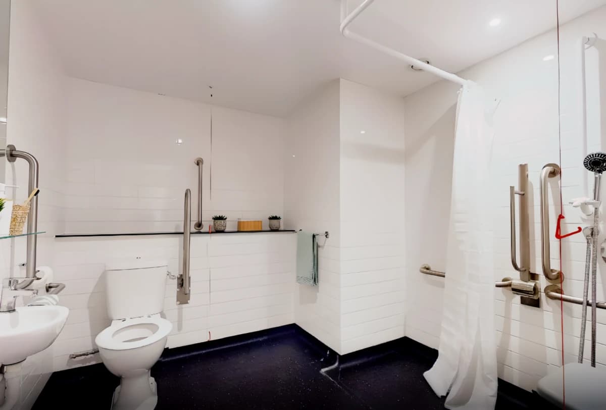 iQ Hammersmith image