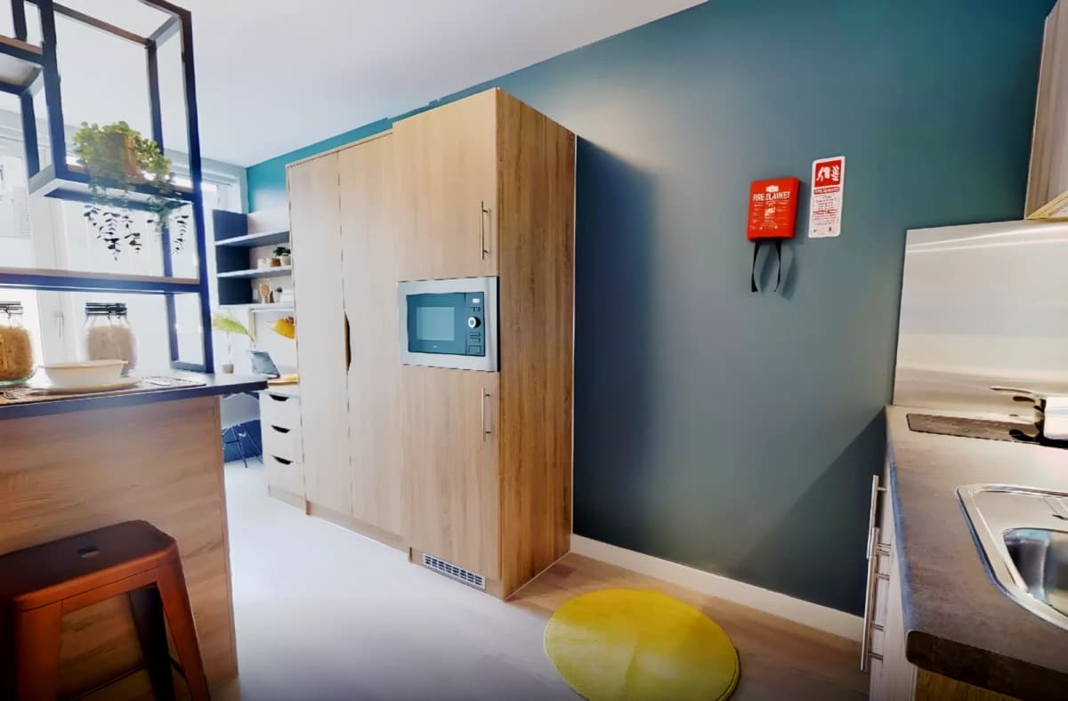 iQ Bankside image