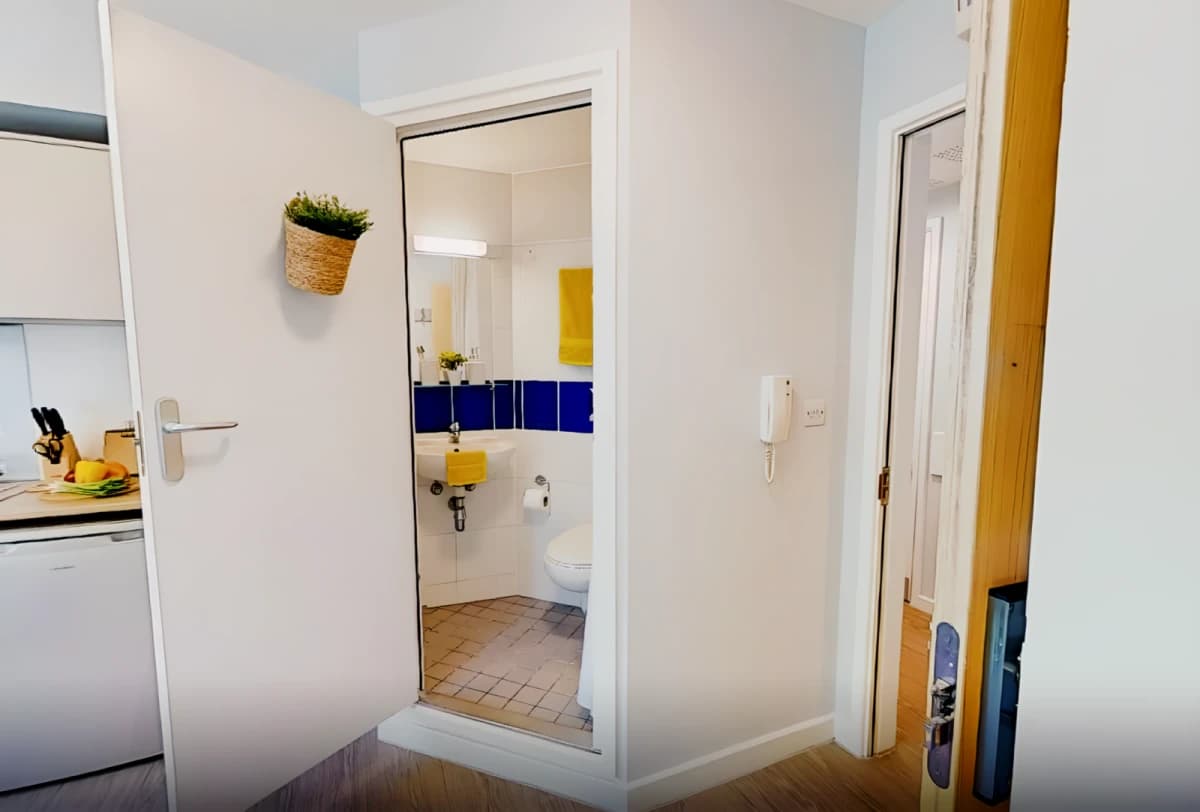 iQ Tufnell House image