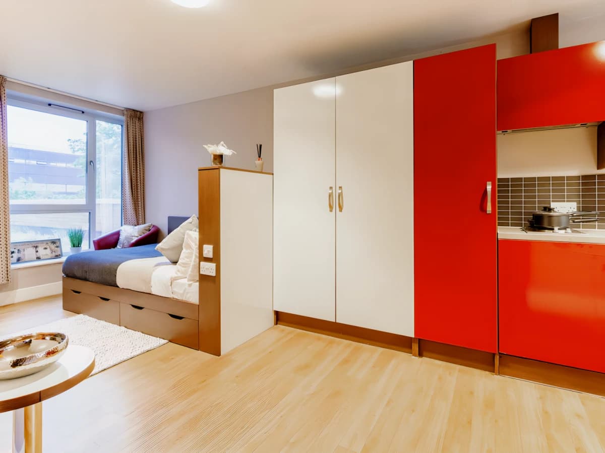 Camden Hawley Crescent image