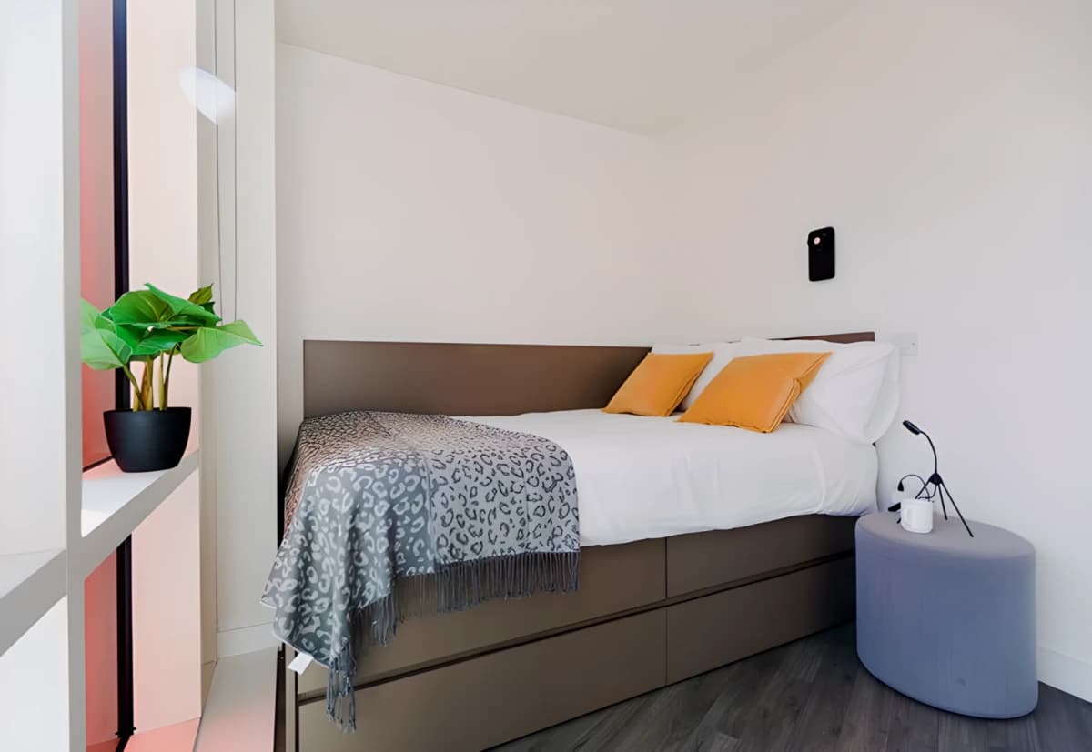 Arbury Court Kingston image