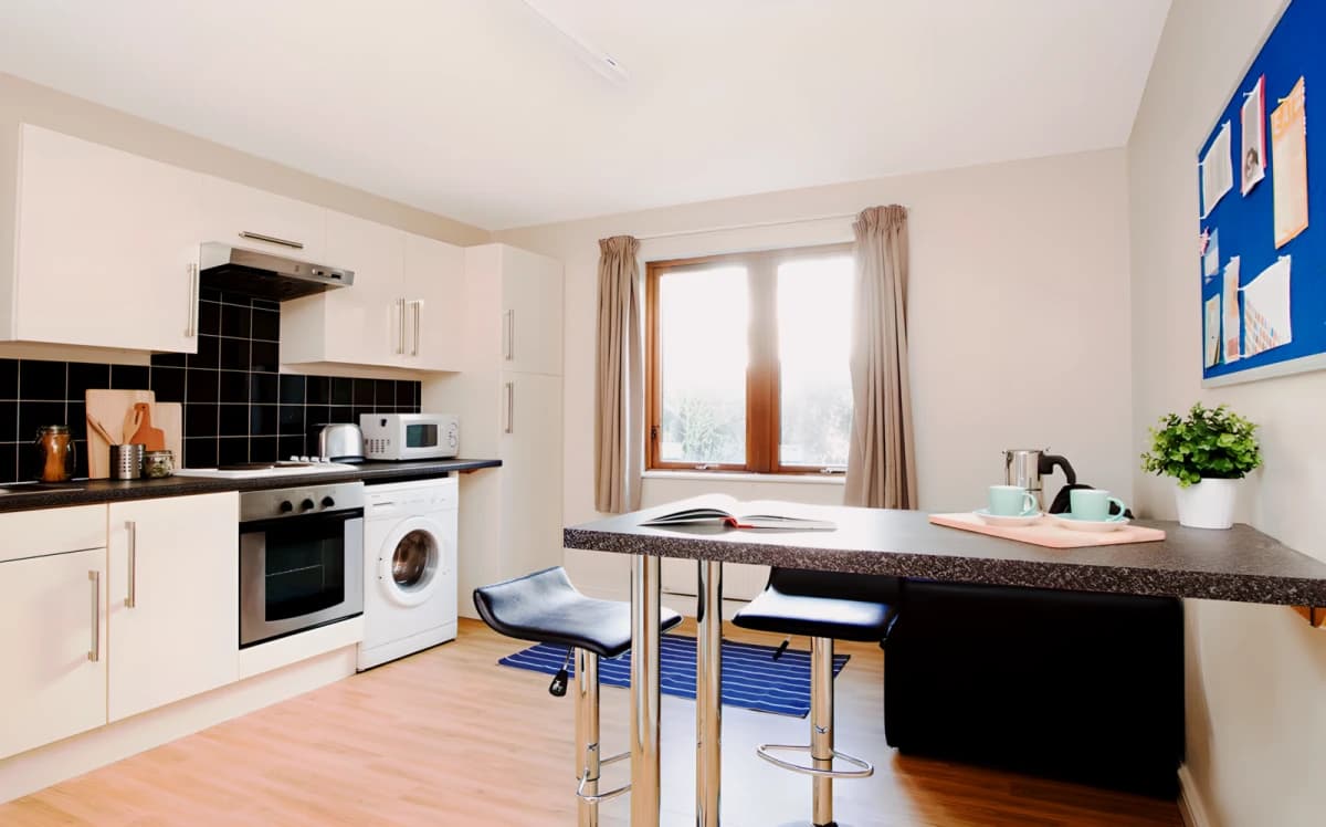 Bronze Non-Ensuite - Single Occupancy