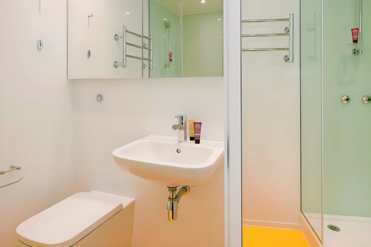 Gob Shoreditch Residence image