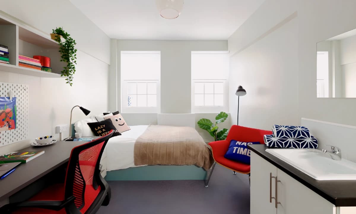 Louise House image
