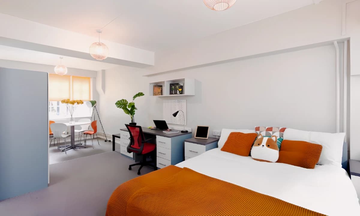 Louise House image
