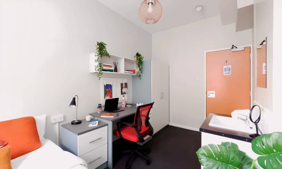 Louise House image