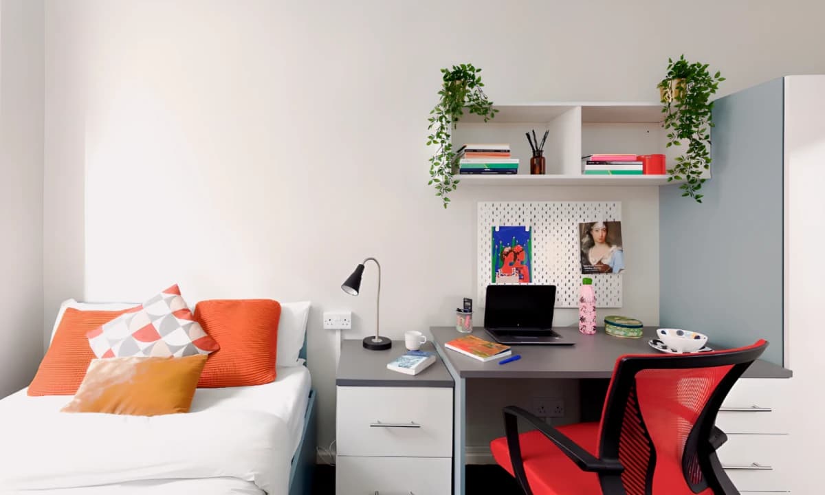 Louise House image