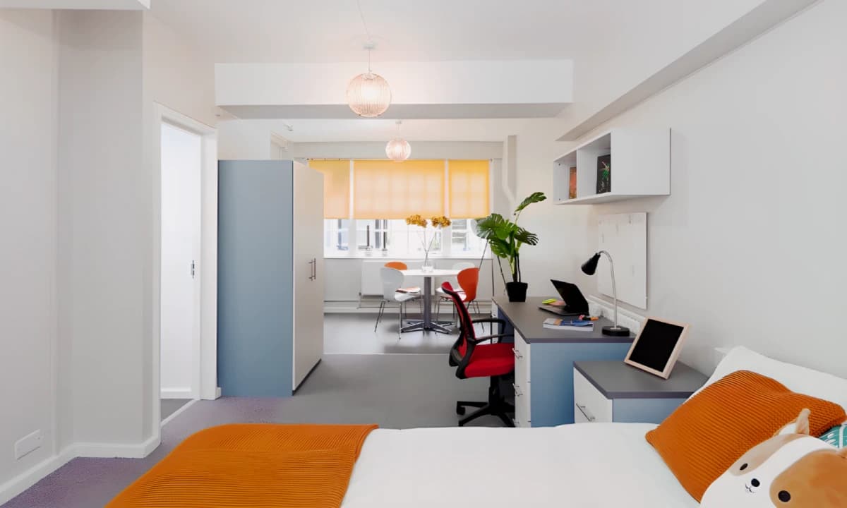 Louise House image