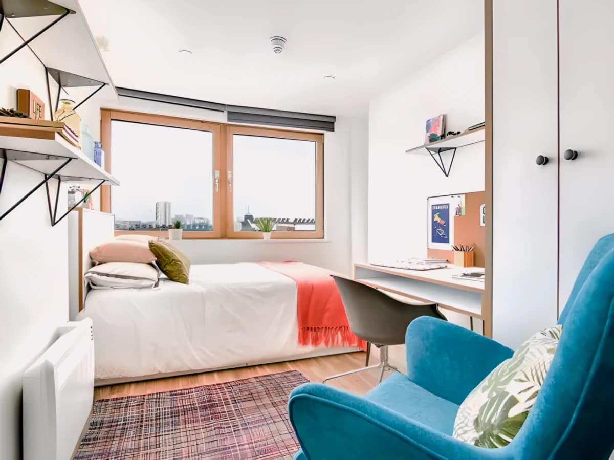 New Orient House image