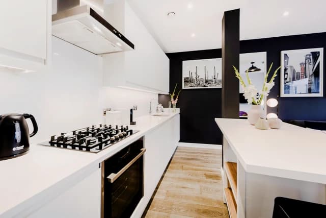 1 Bedroom 1 bathroom
