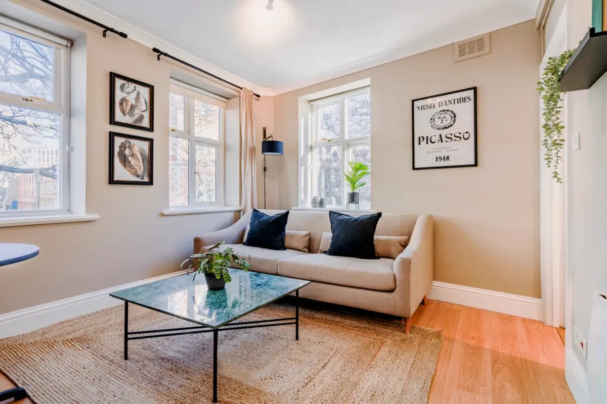 SL-Endell Street