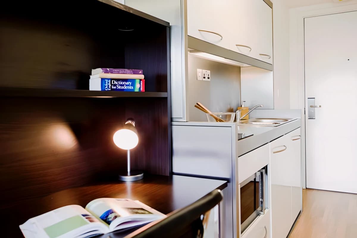 Lit Portobello Residence image