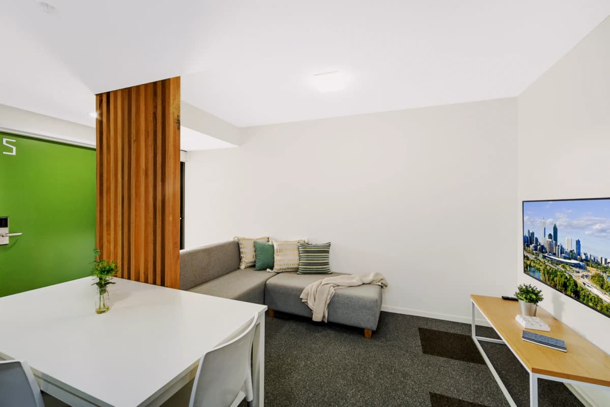 Scape Regent image