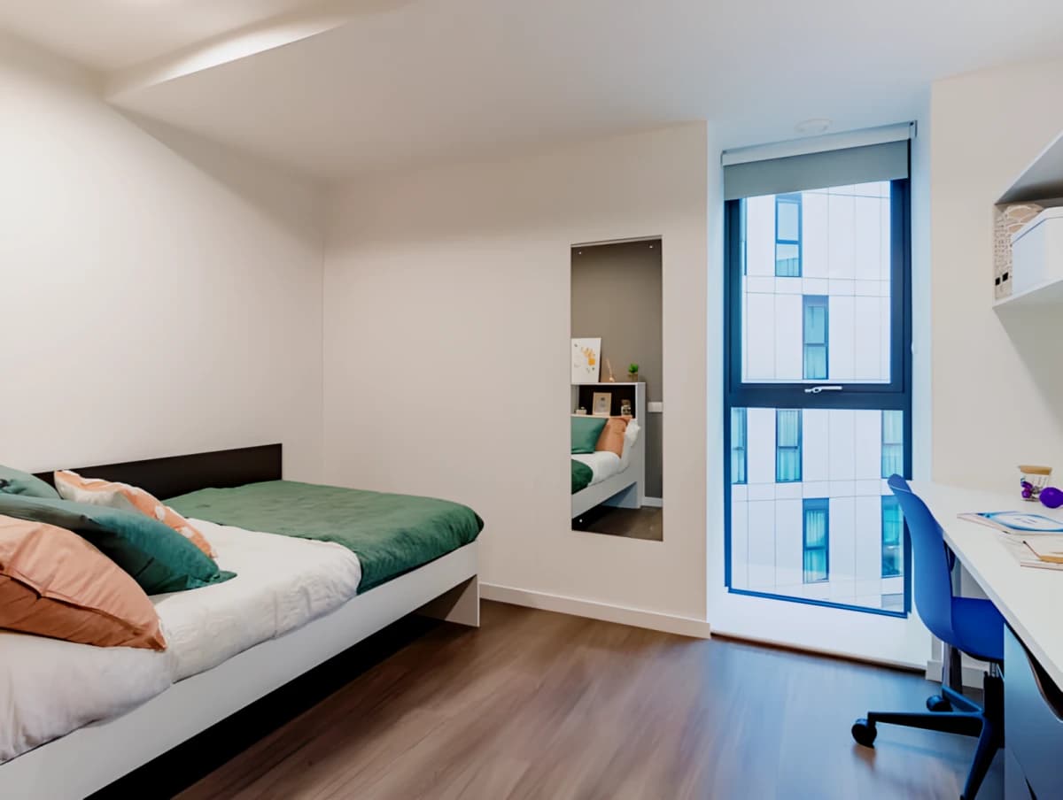 Pavilion Court image