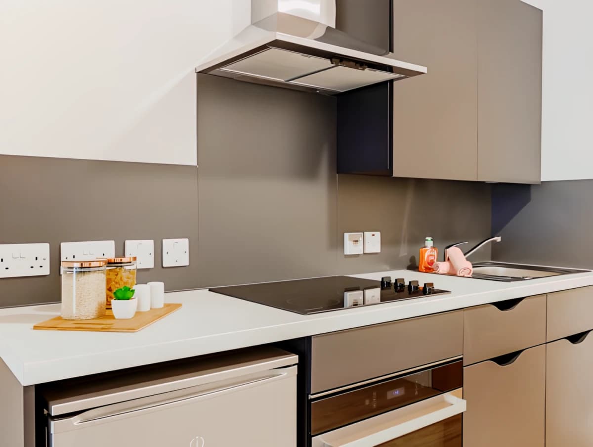 Pavilion Court image