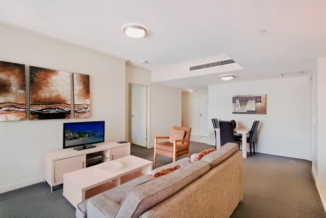 2Bedrooms, 2Bathrooms