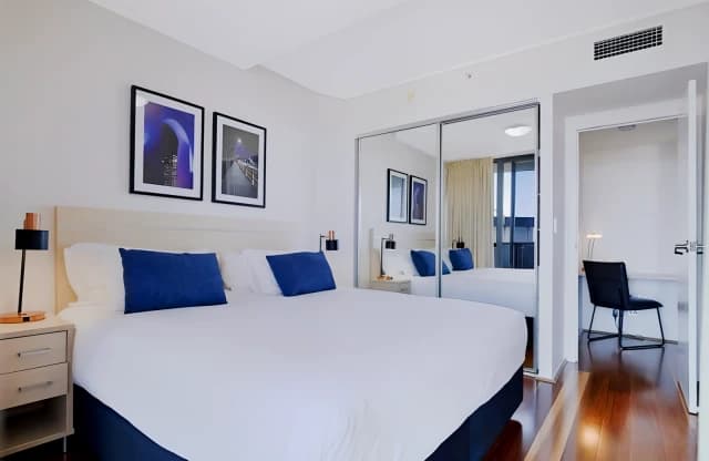 2Bedrooms, 1Bathrooms