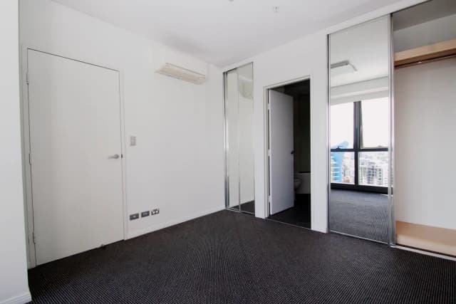 2Bedrooms, 2Bathrooms