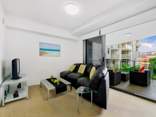 1Bedrooms, 1Bathrooms