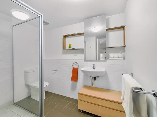 1Bedrooms, 1Bathrooms