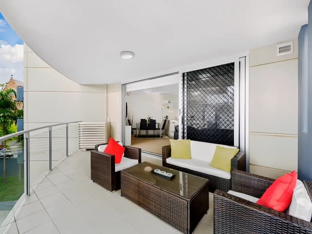 1Bedrooms, 1Bathrooms