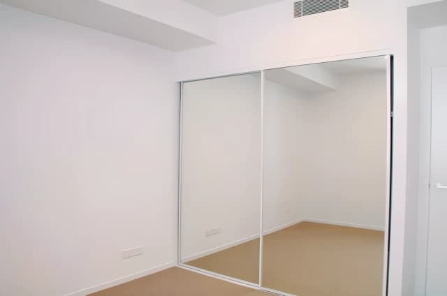 1Bedrooms, 1Bathrooms